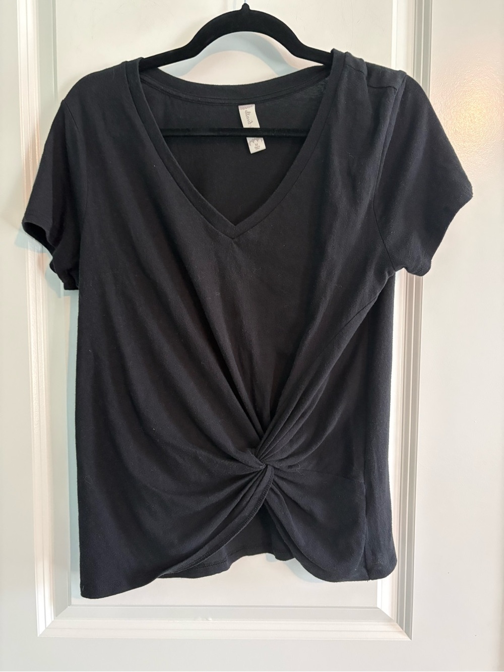 Black Altar’d State Twist Front Tee Size Medium